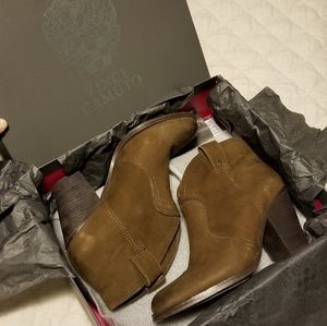 Vince Camuto Hillsy Bootie - Brown Leather 8